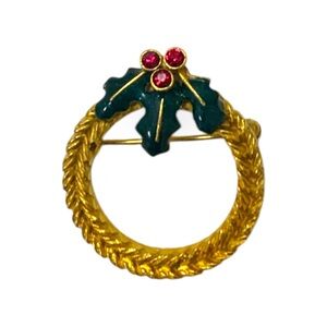 Vintage Avon Braided Holiday Wreath Gold Toned Holly Enamel Berry Rhinestones